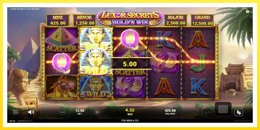 படம் 3 விளையாட்டு இயந்திரம் Luxor Secrets Holdn Win