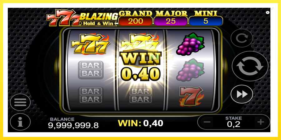 படம் 3 விளையாட்டு இயந்திரம் 777 Blazing Hold & Win