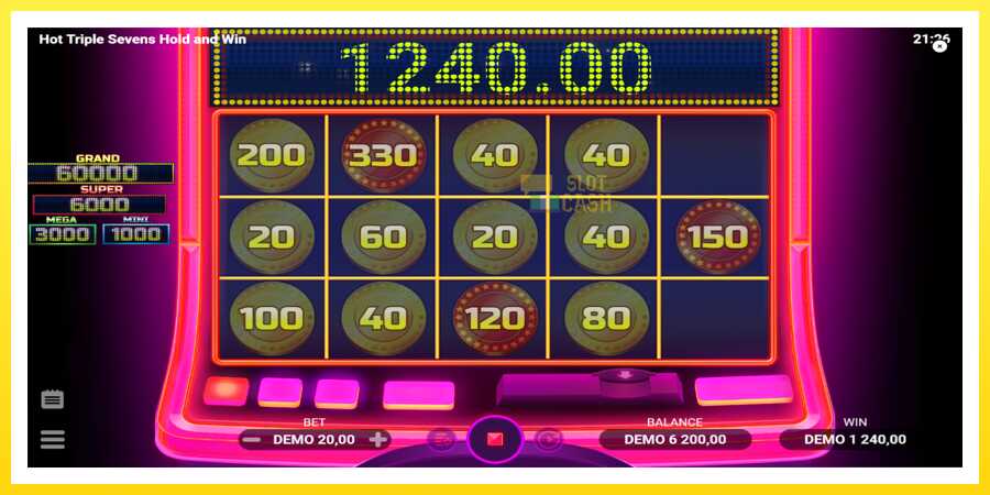 படம் 4 விளையாட்டு இயந்திரம் Hot Triple Sevens Hold & Win