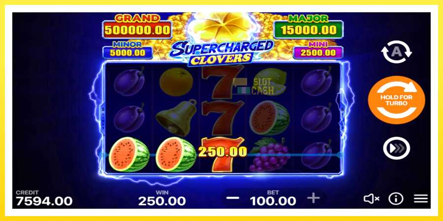 படம் 5 விளையாட்டு இயந்திரம் Supercharged Clovers: Hold and Win